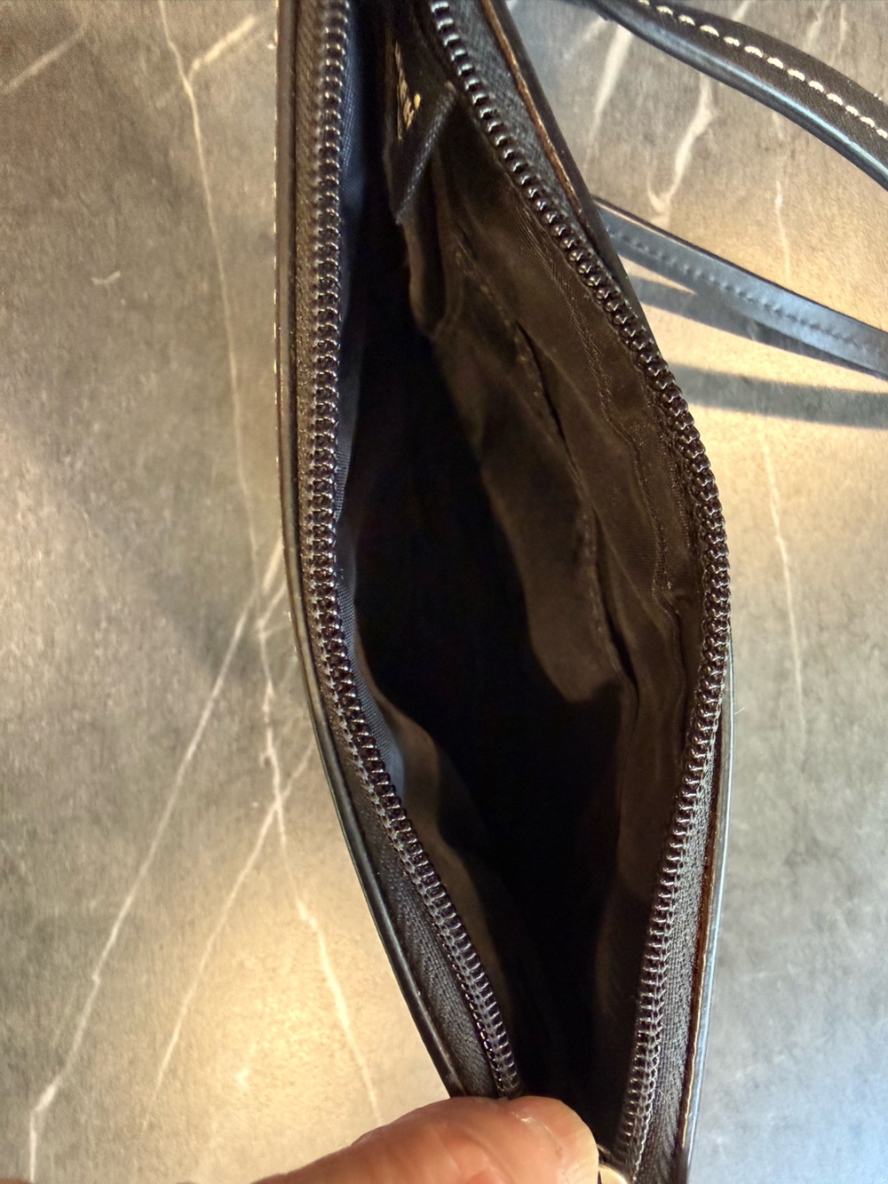Vintage Coach Signature Pleated Wristlet Soho Jacquard Black and Gray - Picture 4 of 4